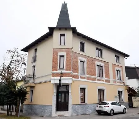 Julija Maratonec Apartmán *